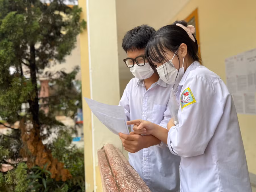 Trao đổi đề Toán sau khi kết thúc môn thi.