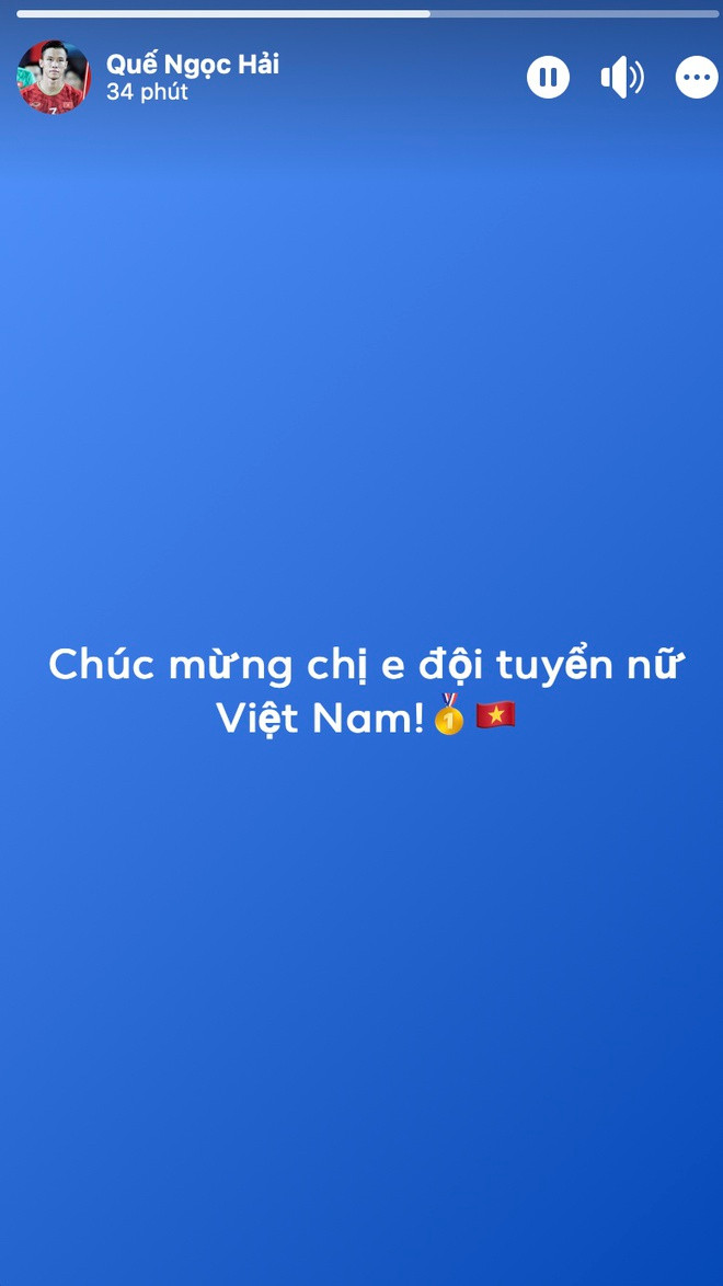 Quế Ngọc Hải chúc mừng tuyển nữ Việt Nam. Que Ngoc Hai, Bui Tien Dung chuc mung tuyen nu Viet Nam hinh anh 1