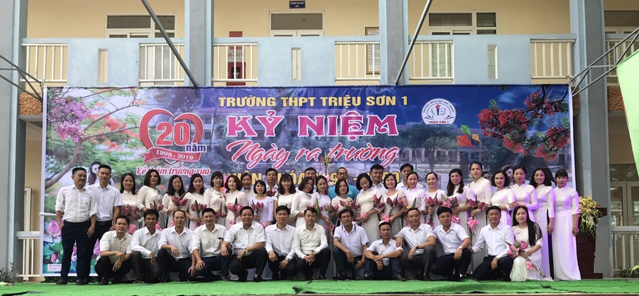 20 năm tình thầy trò D8