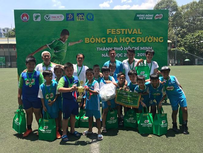 Festival bóng đá học đường: Nơi ươm mầm tài năng trẻ ảnh 1 Festival bóng đá học đường 2018-2019 sôi động và cam go - ảnh 1