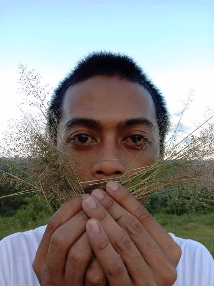 Mất toi một ngày nghỉ lễ đầu tiên, mang bực vào người. Ảnh: MXH.