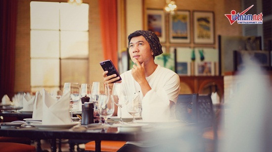 Lương Bằng Quang: "Tôi không thể nào sống theo nhân vật mà họ tạo dựng ra được". Lương Bằng Quang: Gia đình nói tôi rất nhiều khi yêu Ngân 98