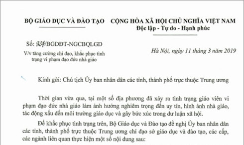 Một phần công văn Bộ trưởng Bộ GD&ĐT Phùng Xuân Nhạ đã ký, gửi Chủ tịch UBND các tỉnh, thành phố trực thuộc trung ương về việc tăng cường chỉ đạo, khắc phục tình trạng vi phạm đạo đức nhà giáo. Một phần công văn Bộ trưởng Bộ GD&ĐT Phùng Xuân Nhạ đã ký, gửi Chủ tịch UBND các tỉnh, thành phố trực thuộc trung ương về việc tăng cường chỉ đạo, khắc phục tình trạng vi phạm đạo đức nhà giáo.