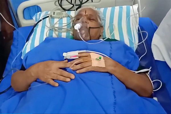 Quyết đẻ ở tuổi “gần đất xa trời”, mẹ hối hận ngay giây phút con chào đời ảnh 1 quyet de o tuoi "gan dat xa troi", me om dau hoi han ngay giay phut con chao doi - 3