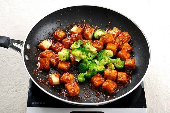 Đậu sốt cay ngon cơm ngày lạnh Dau sot cay ngon com ngay lanh