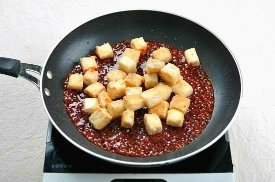 Đậu sốt cay ngon cơm ngày lạnh Dau sot cay ngon com ngay lanh