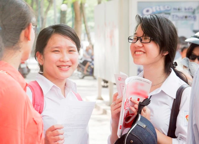 “Con được nuôi dạy cho những điều lớn lao hơn thế”