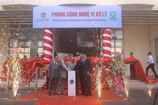 Lễ khánh thành Phòng Công nghệ vi xử lý tại trường ĐH Bình Dương