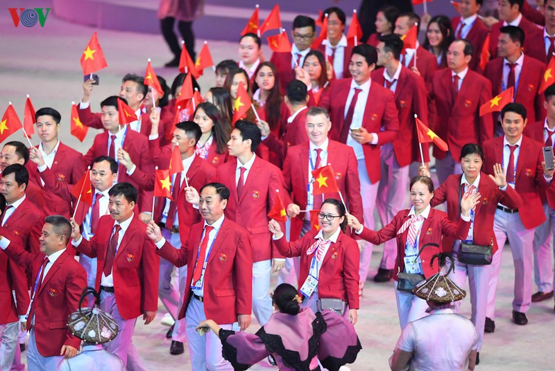 đoàn thể thao việt nam diễu hành trong lễ khai mạc sea games 30 hình 4 doan the thao viet nam dieu hanh trong le khai mac sea games 30 hinh 4