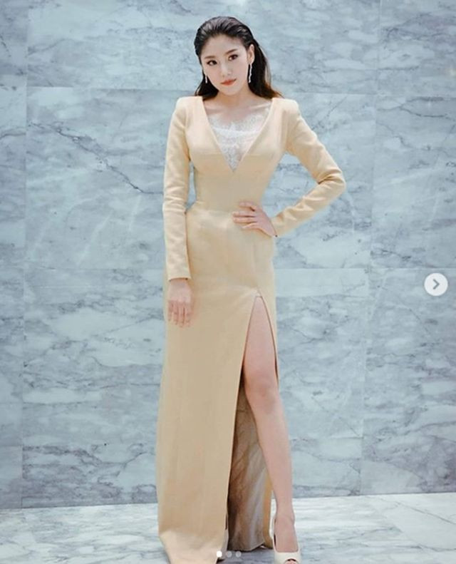 Cô béo mũm mĩm hóa hot girl vạn người mê nhờ giảm cân - 9 Cô béo mũm mĩm hóa hot girl vạn người mê nhờ giảm cân - 9