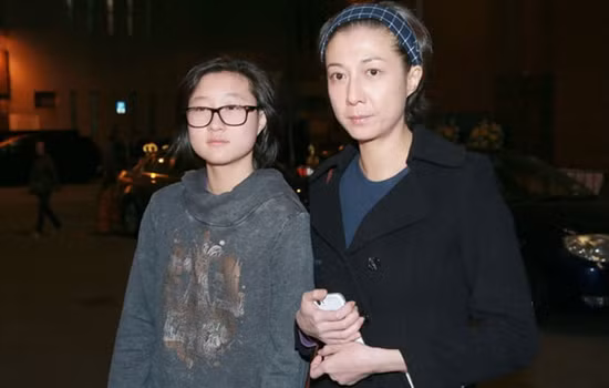 Chuyện chưa kể về Hoa hậu đẻ con rơi cho Thành Long ảnh 5