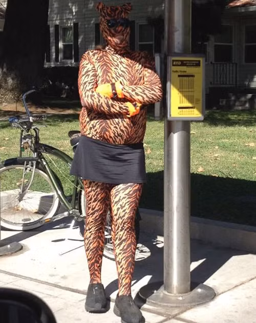 cuoi-te-ghe-16-6-2-kieu-phan-ung-cua-con-gai-khi-bi-da-6