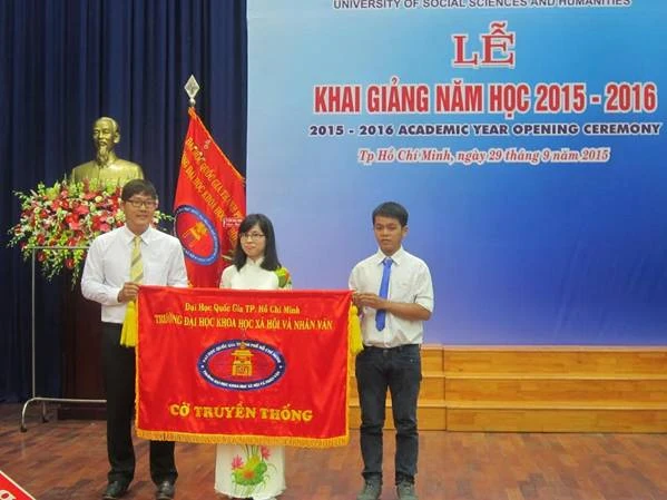 ĐH Quốc gia TP HCM: Trường Đại học Khoa học Xã hội và Nhân văn khai giảng năm học mới 