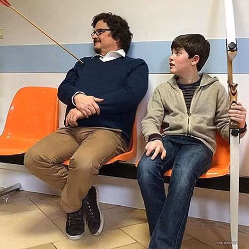 Mũi dại lái chịu đòn. Mũi dại lái chịu đòn.