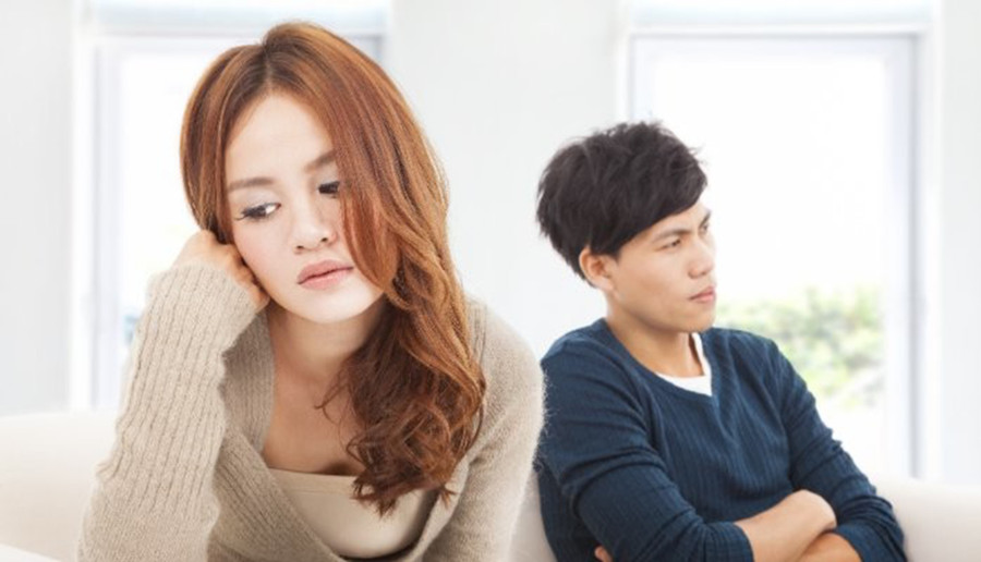 Từ chối quan tâm nhu cầu của nhau chứng tỏ mối quan hệ đang có vấn đề. (Ảnh: ITN).