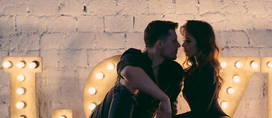 Hãy cho anh ấy biết bạn đánh giá cao anh ấy đến mức nào. (Ảnh: ITN). Hãy cho anh ấy biết bạn đánh giá cao anh ấy đến mức nào. (Ảnh: ITN).