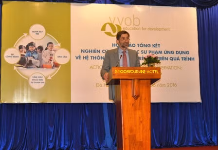 Ngài Geert Vansintjan, Phó Đại sứ Vương quốc Bỉ tại Việt Nam phát biểu tại hội thảo