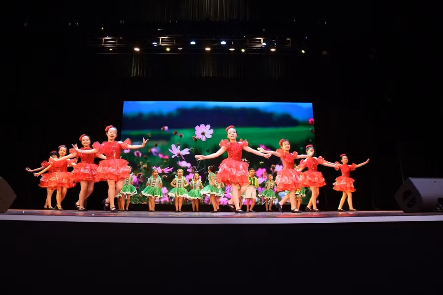 School Star – Lễ hội mùa hè đặc sắc dành cho trẻ em yêu nghệ thuật ảnh 2