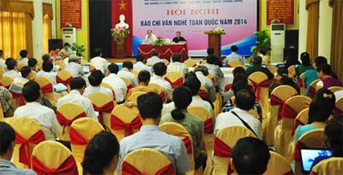 Hội nghị báo chí văn nghệ toàn quốc 2014