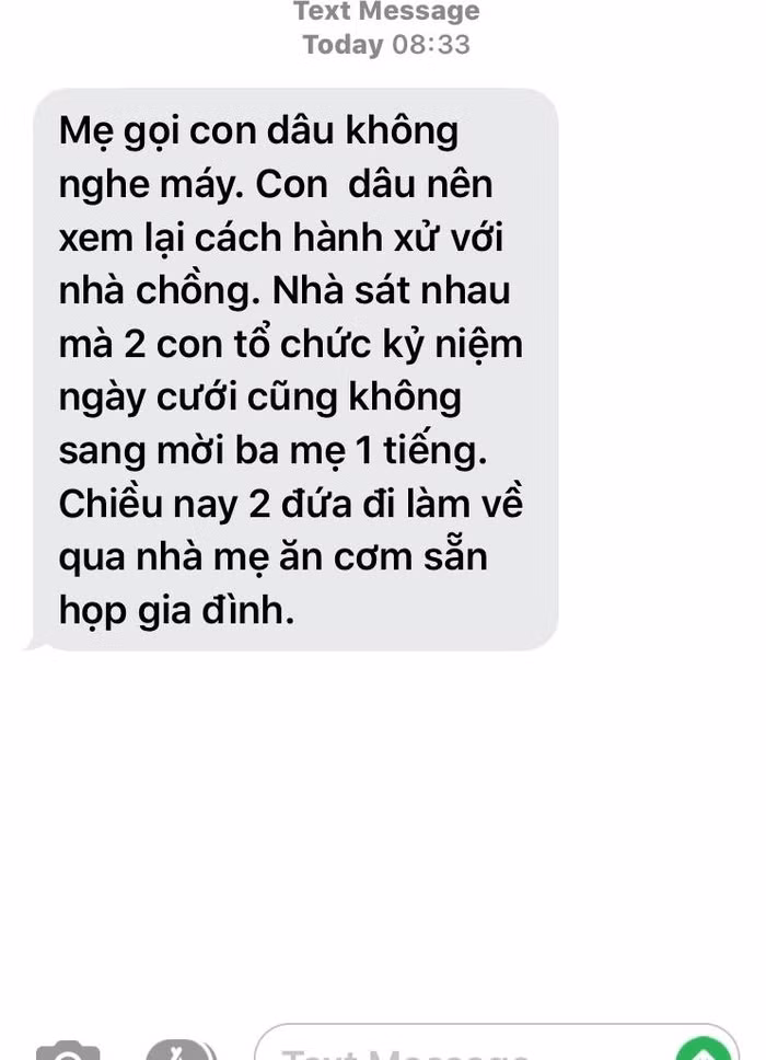 Vợ đăng ảnh tổ chức kỷ niệm ngày cưới, mẹ chồng gửi tin nhắn "điếng người" ảnh 1