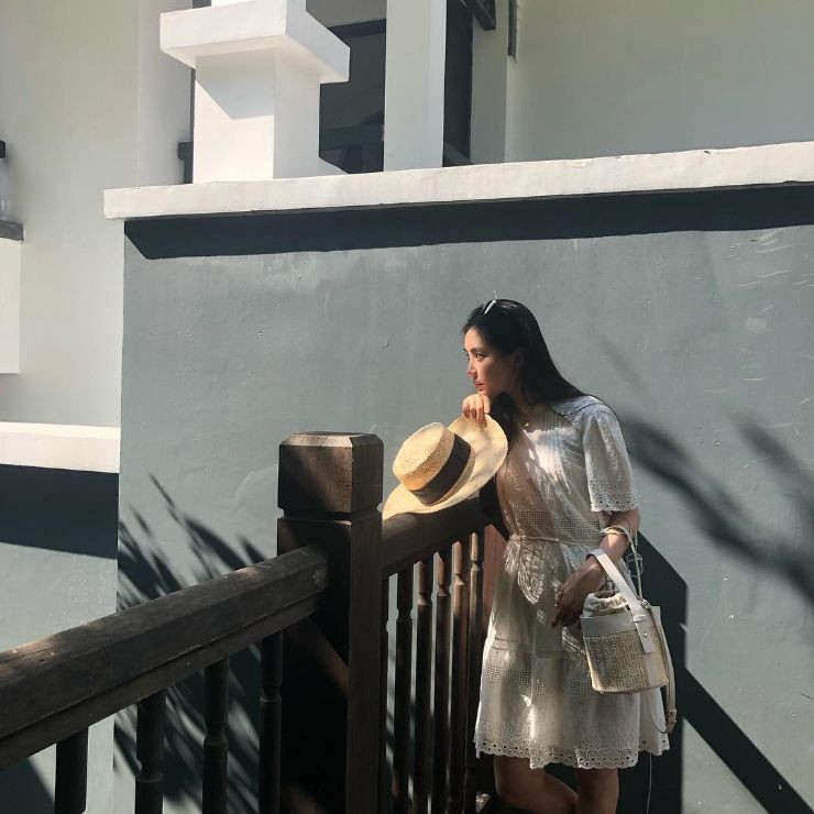 9 kiểu váy chuẩn style sao Hàn vừa mỏng mát vừa yêu kiều mùa hè ảnh 7 Empty