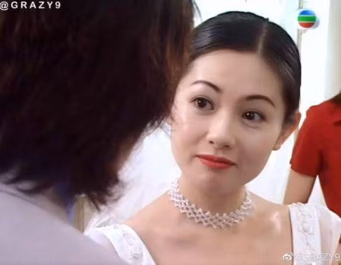 27 mỹ nhân tuyệt sắc Hong Kong mặc váy cưới tinh khôi, Lê Tư hay Châu Huệ Mẫn mới kinh diễm hơn cả? - Ảnh 7.