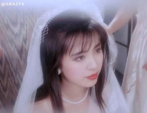 27 mỹ nhân tuyệt sắc Hong Kong mặc váy cưới tinh khôi, Lê Tư hay Châu Huệ Mẫn mới kinh diễm hơn cả? - Ảnh 4. 27 mỹ nhân tuyệt sắc Hong Kong mặc váy cưới tinh khôi, Lê Tư hay Châu Huệ Mẫn mới kinh diễm hơn cả? - Ảnh 4.