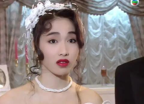 27 mỹ nhân tuyệt sắc Hong Kong mặc váy cưới tinh khôi, Lê Tư hay Châu Huệ Mẫn mới kinh diễm hơn cả? - Ảnh 13. 27 mỹ nhân tuyệt sắc Hong Kong mặc váy cưới tinh khôi, Lê Tư hay Châu Huệ Mẫn mới kinh diễm hơn cả? - Ảnh 13.