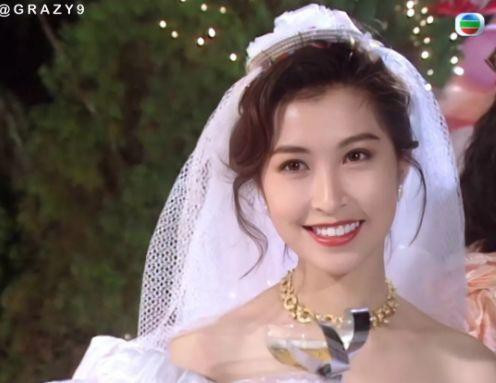 27 mỹ nhân tuyệt sắc Hong Kong mặc váy cưới tinh khôi, Lê Tư hay Châu Huệ Mẫn mới kinh diễm hơn cả? - Ảnh 28. 27 mỹ nhân tuyệt sắc Hong Kong mặc váy cưới tinh khôi, Lê Tư hay Châu Huệ Mẫn mới kinh diễm hơn cả? - Ảnh 28.