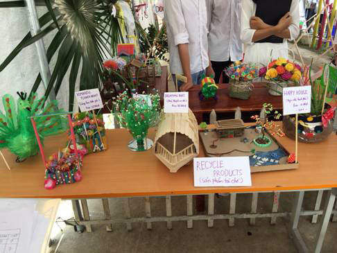 Một góc nhỏ trong một gian hàng của triển lãm