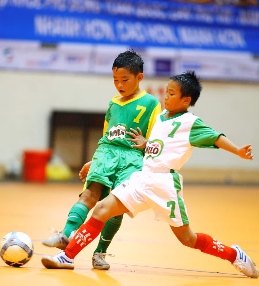 Giai đoạn 6 - 12 tuổi là thời điểm vàng để trẻ phát triển tầm vóc, thể lực và kỹ năng