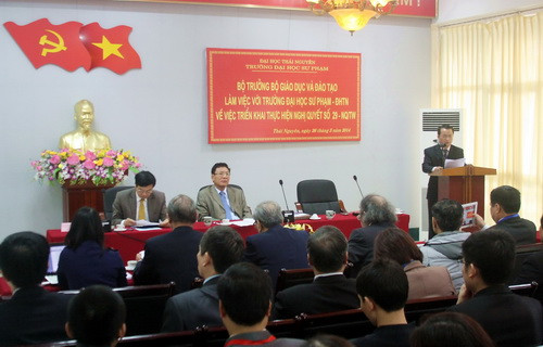 Quang cảnh buổi làm việc Quang cảnh buổi làm việc