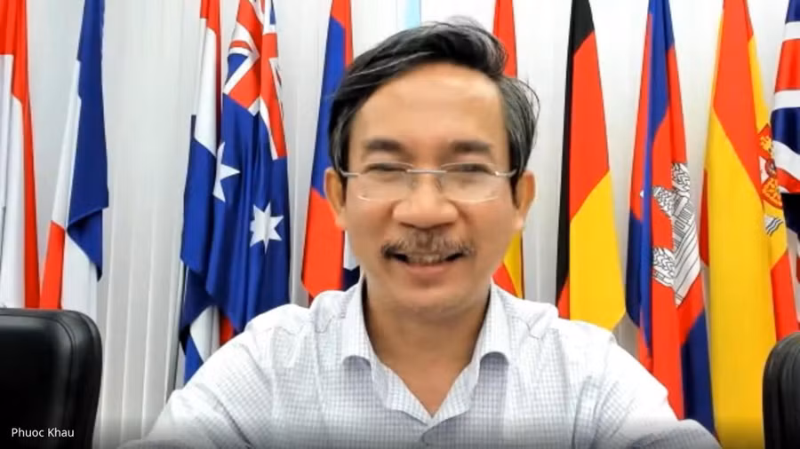 Ông Khấu Hữu Phước- Trưởng phòng Nghiên cứu- Đào tạo của SEAMEO CELLL tại buổi tập huấn dưới hình thức trực tuyến.