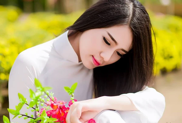 Nữ sinh xinh đẹp mong khởi nghiệp thuận lợi trong năm Bính Thân