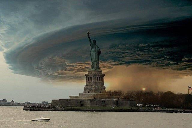 Derecho - Loại bão có sức tàn phá khủng khiếp bậc nhất lịch sử ảnh 2 Cơn bão hình thành những đám mây cực lớn bao phủ trên diện rộng