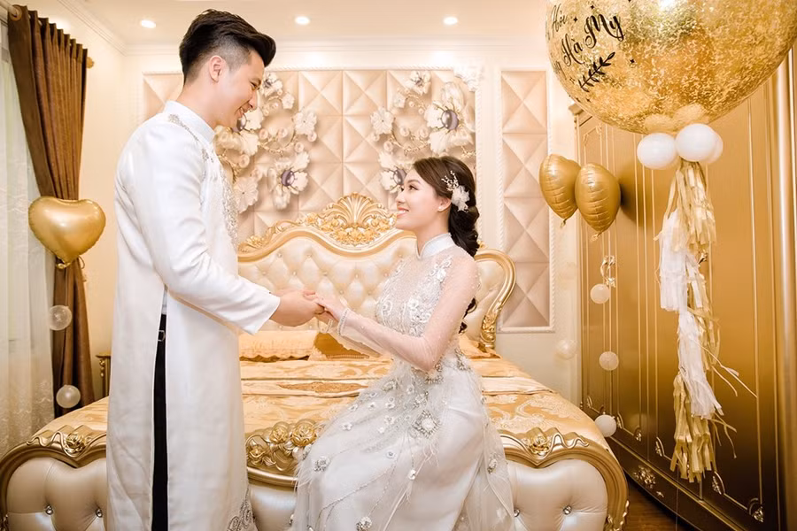 Cận cảnh lễ ăn hỏi đẹp như cổ tích của nữ giảng viên xinh đẹp Âu Hà My và bạn trai hotboy-12