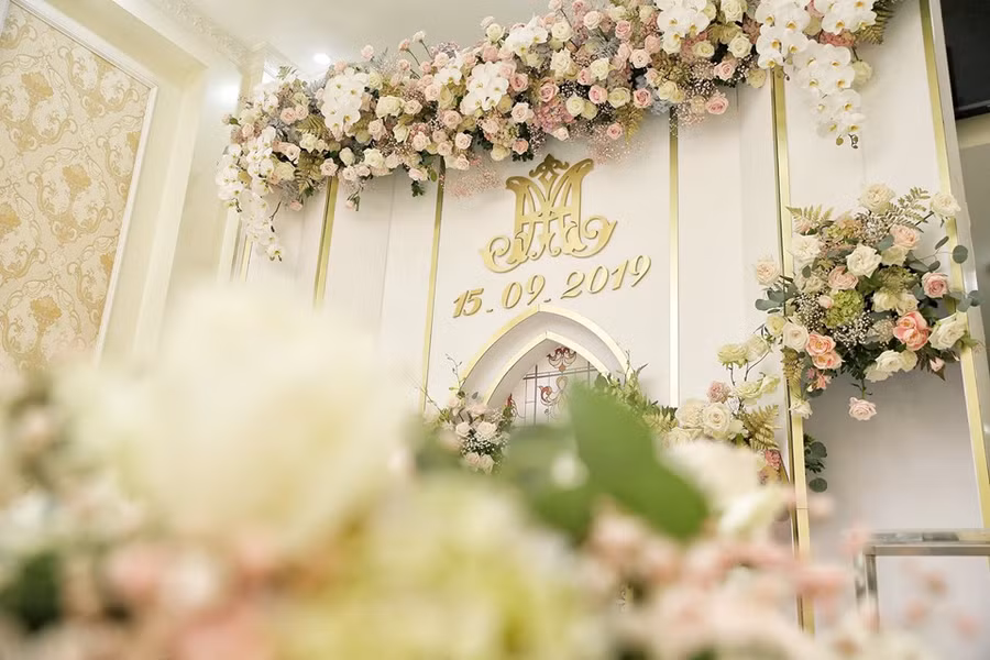 Cận cảnh lễ ăn hỏi đẹp như cổ tích của nữ giảng viên xinh đẹp Âu Hà My và bạn trai hotboy-2