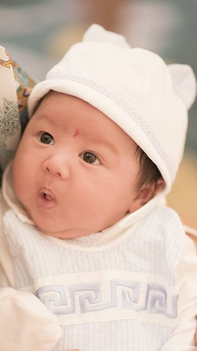 Tuấn Tú Tuấn Tú