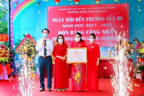 Trường mầm non Sơn Ca: Xứng danh lá cờ đầu khối giáo dục mầm non tỉnh Hòa Bình