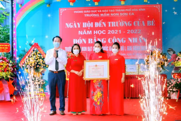 Trường mầm non Sơn Ca: Xứng danh lá cờ đầu khối giáo dục mầm non tỉnh Hòa Bình