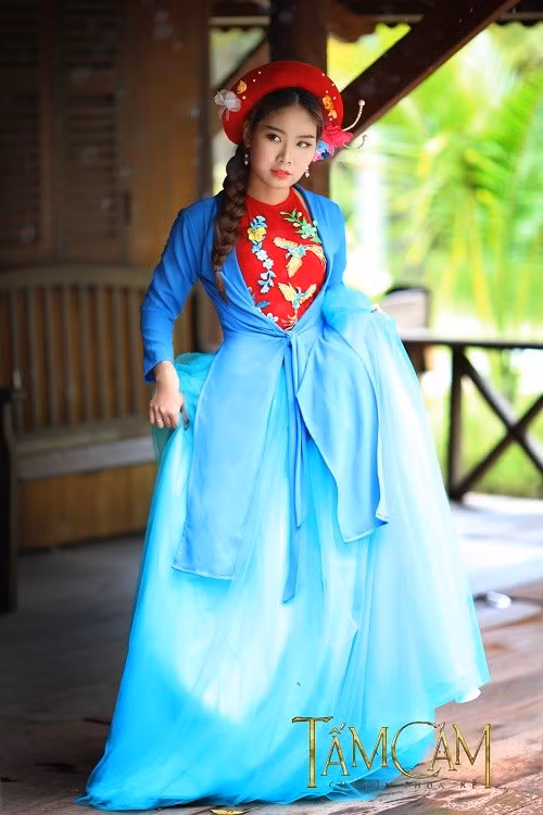 Lê Thanh Thủy (sinh năm 1991) trong vai nàng Cám gian xảo, đầy mưu mô Lê Thanh Thủy (sinh năm 1991) trong vai nàng Cám gian xảo, đầy mưu mô