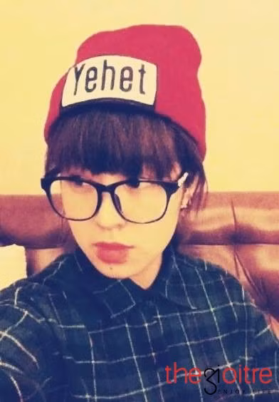 “Mình vẫn còn rất trẻ và mới bắt đầu sự nghiệp, nếu bây giờ đã thấy thỏa mãn với những gì mình làm thì có phải là quá sớm không nhỉ? Mình nghĩ là ngày đấy còn xa lắm, vì bản thân vẫn còn rất nhiều việc chưa làm được. Mình rất thích ngành thiết kế đồ họa, tự thấy mình còn phải học thêm nhiều nữa nên bây giờ. Mình chưa thỏa mãn chút nào”, Lê Chi bộc bạch.