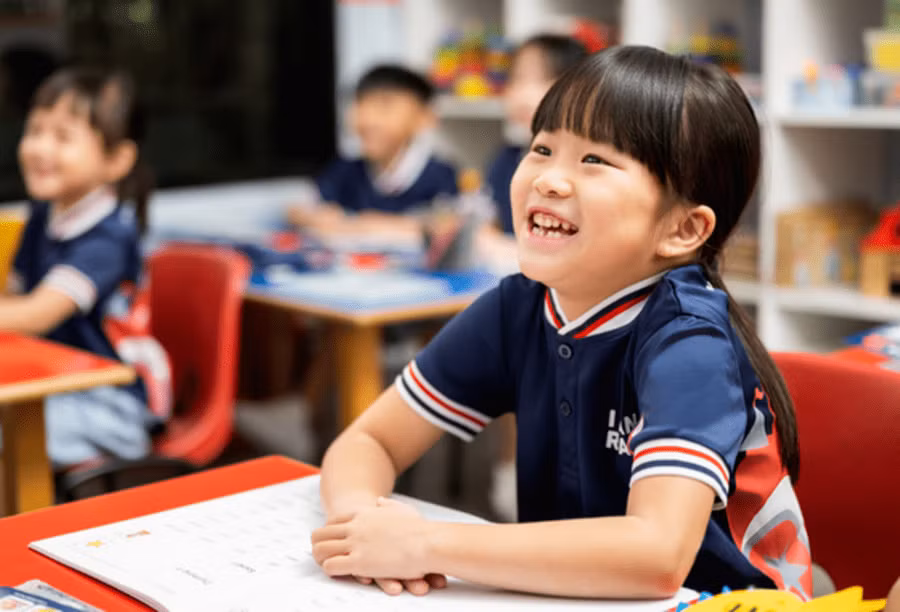 Con nên cảm thấy thoải mái khi cảm nhận và thể hiện cảm xúc của mình. (Ảnh: ITN). Con nên cảm thấy thoải mái khi cảm nhận và thể hiện cảm xúc của mình. (Ảnh: ITN).