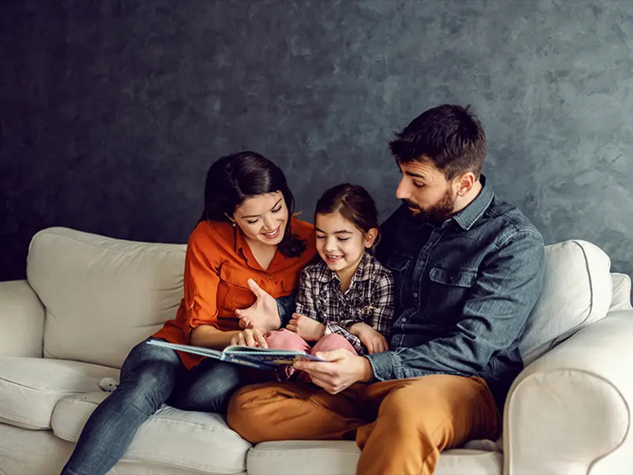 Tạo ra một môi trường gia đình coi trọng giáo dục ngoài môi trường lớp học truyền thống. (Ảnh: ITN).