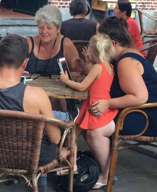 Cẩn thận đừng nhìn nhầm.