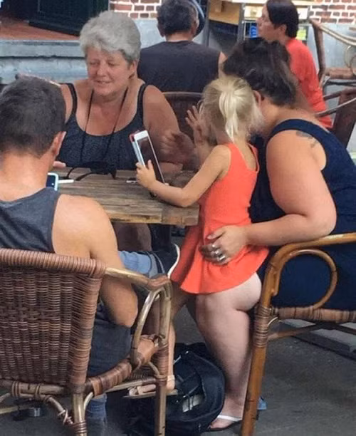 Cẩn thận đừng nhìn nhầm.