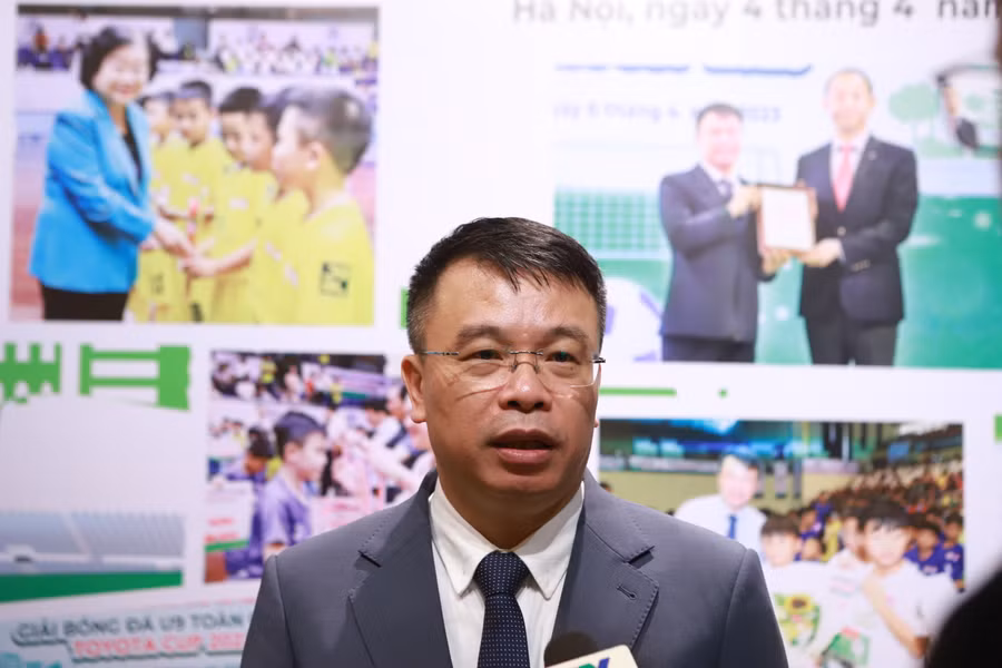 Nhà báo Nguyễn Phan Khuê – Tổng Biên tập Báo Thiếu niên Tiền phong và Nhi đồng trao đổi một số thông tin về giải đấu.