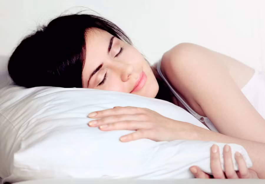 Lợi ích của việc ngủ không dùng gối