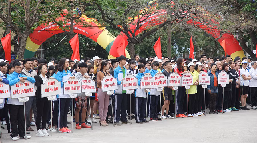 Các đội về dự giải