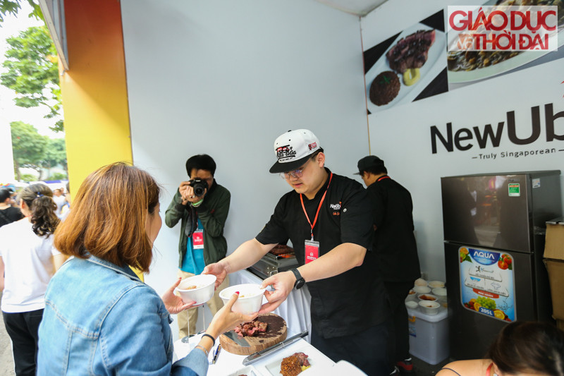 Những nét văn hoá về ẩm thực của cả 2 đất nước được gói gọn trong những gian trưng bày và ẩm thục nơi đây